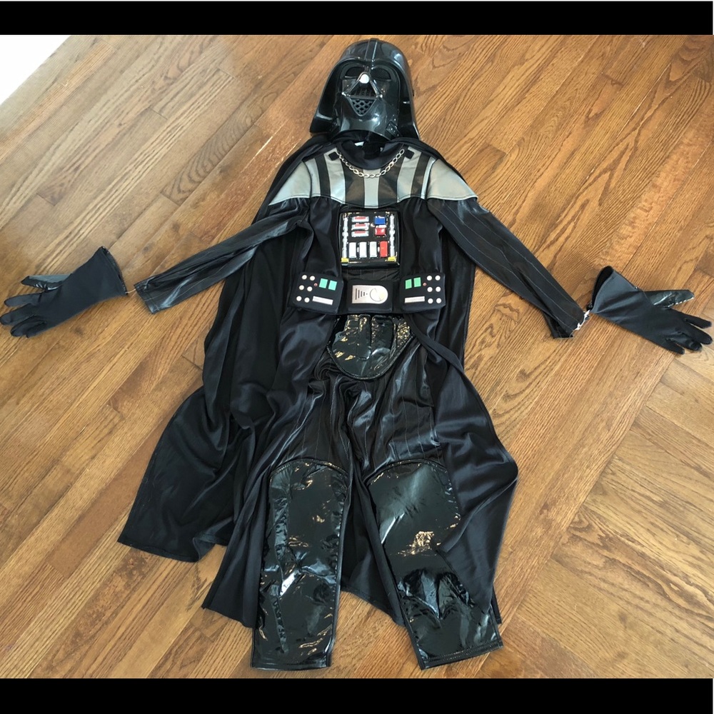 Disney darth vadar deluxe costume
